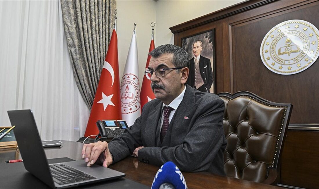 Milli Eğitim Bakanı Yusuf Tekin, Anadolu Ajansının (AA) "Yılın Kareleri"