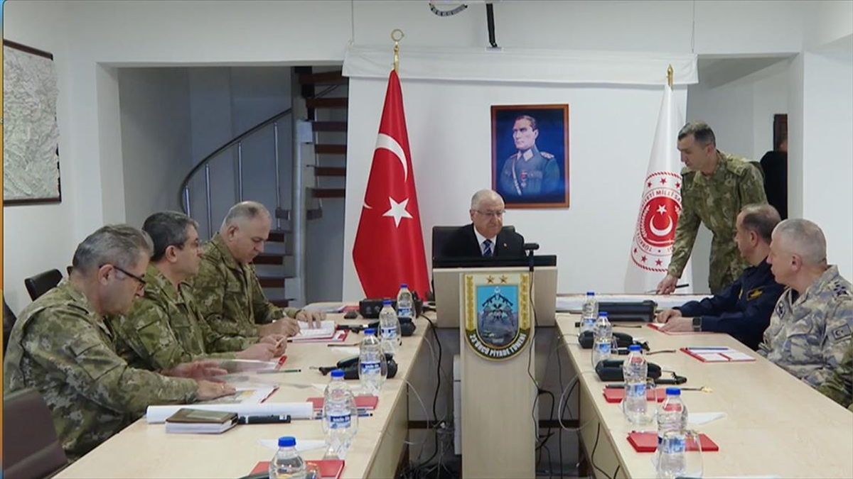 ANKARA (AA) – Bakanlıktan yapılan açıklamada, şunlar kaydedildi: Şehitlerimizi uğurluyoruz
