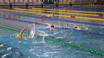 Erzurum'da kamp yapan milli yüzücüler Kuzey Tunçelli ile Merve Tuncel,