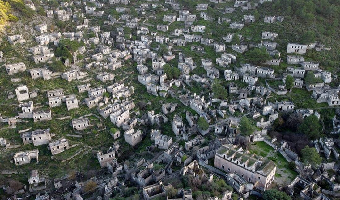Türkiye'nin önemli turizm merkezlerinden Muğla'daki müze ve ören yerleri, geçen