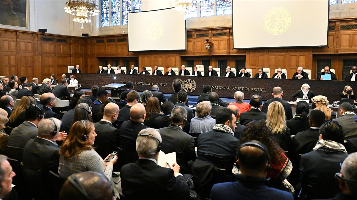 Almanların soykırımına uğrayan Namibya, Berlin hükümetinin Uluslararası Adalet Divanı'nda İsrail'i