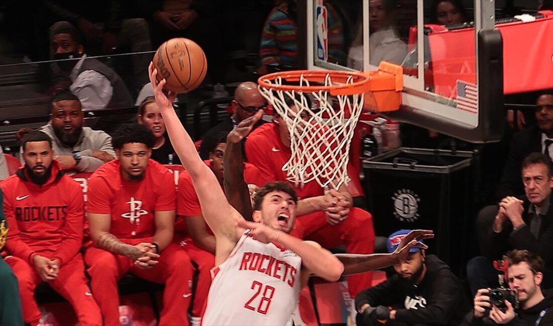 Amerikan Basketbol Ligi'nde (NBA) Houston Rockets, milli oyuncu Alperen Şengün'ün