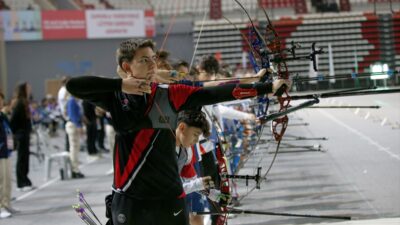 ANTALYA (AA) – Okçulukta 2024 Salon Federasyon Kupası, Antalya'da başladı.
