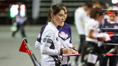 - Makaralı yay kategorisinde 19 yaşındaki Hazal Burun sıralama atışlarında