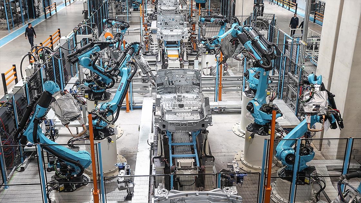Otomotiv üretimi, 2023'te bir önceki yıla göre yüzde 9 artarak