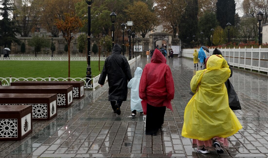 Türkiye'nin pazar gününden itibaren Balkanlar üzerinden gelecek soğuk ve yağışlı