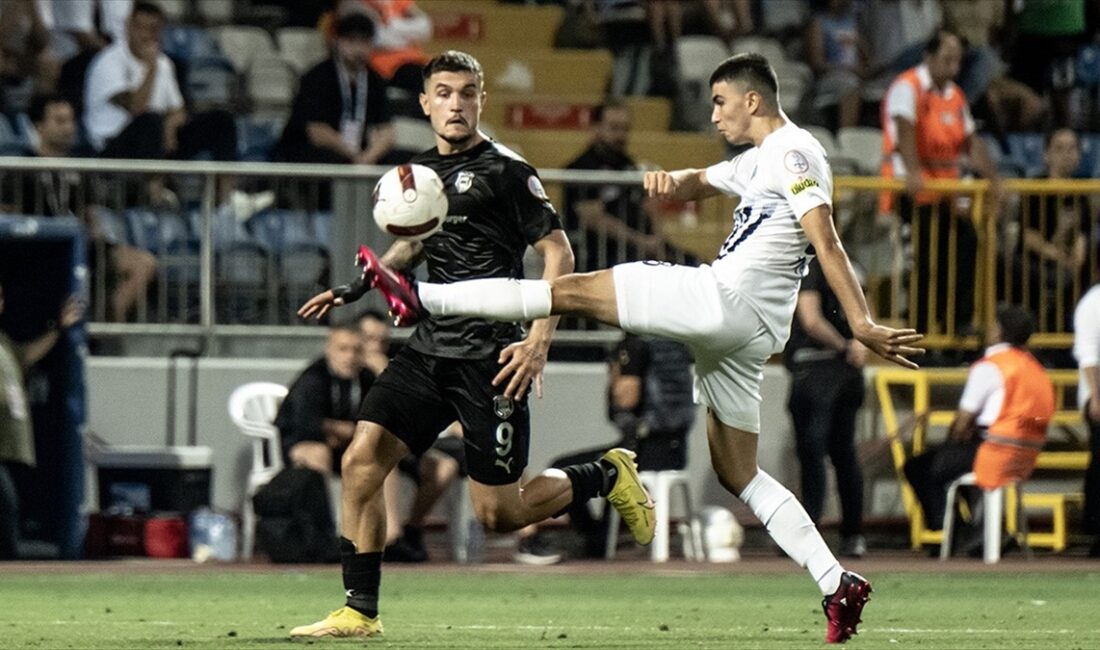 Trendyol Süper Lig'in 22. haftasında Siltaş Yapı Pendikspor ile Kasımpaşa