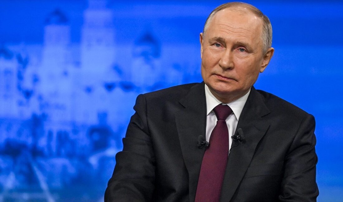 Rusya Devlet Başkanı Vladimir Putin'in mart ayında yapılacak devlet başkanlığı