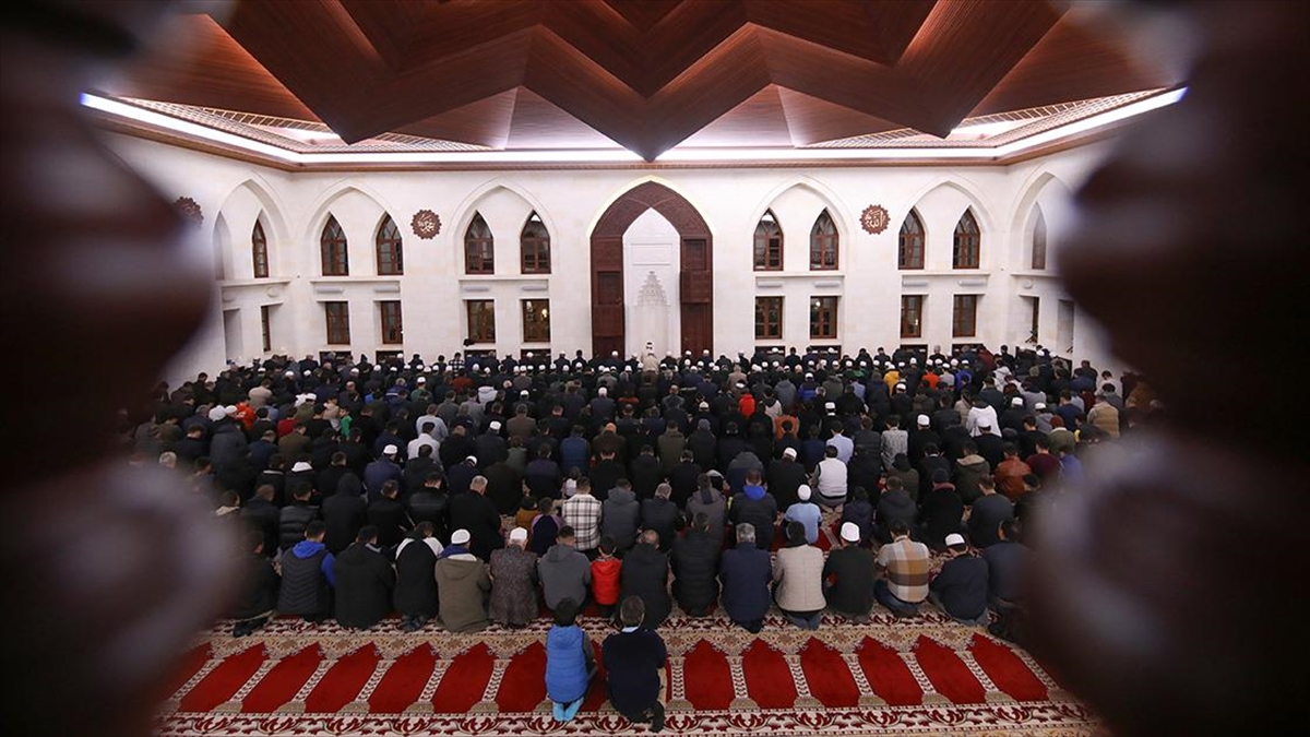 İslam aleminde rahmeti ve bereketi bol olarak kabul edilen "üç