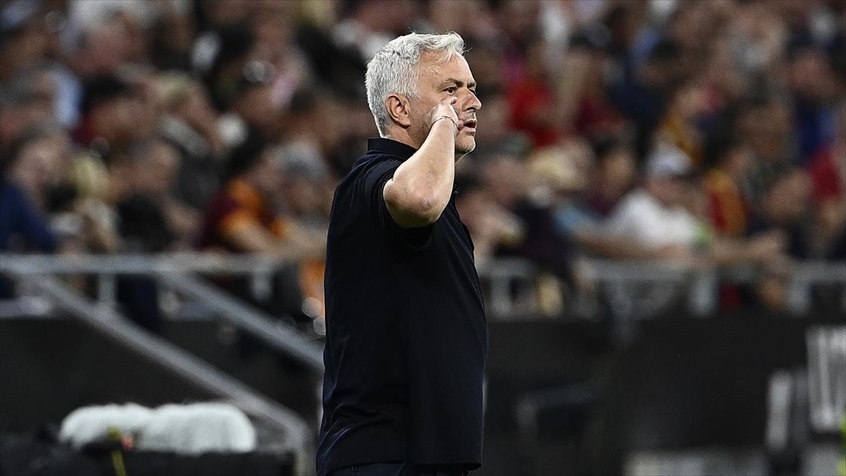 İtalya Birinci Futbol Ligi (Serie A) ekiplerinden Roma, teknik direktörü