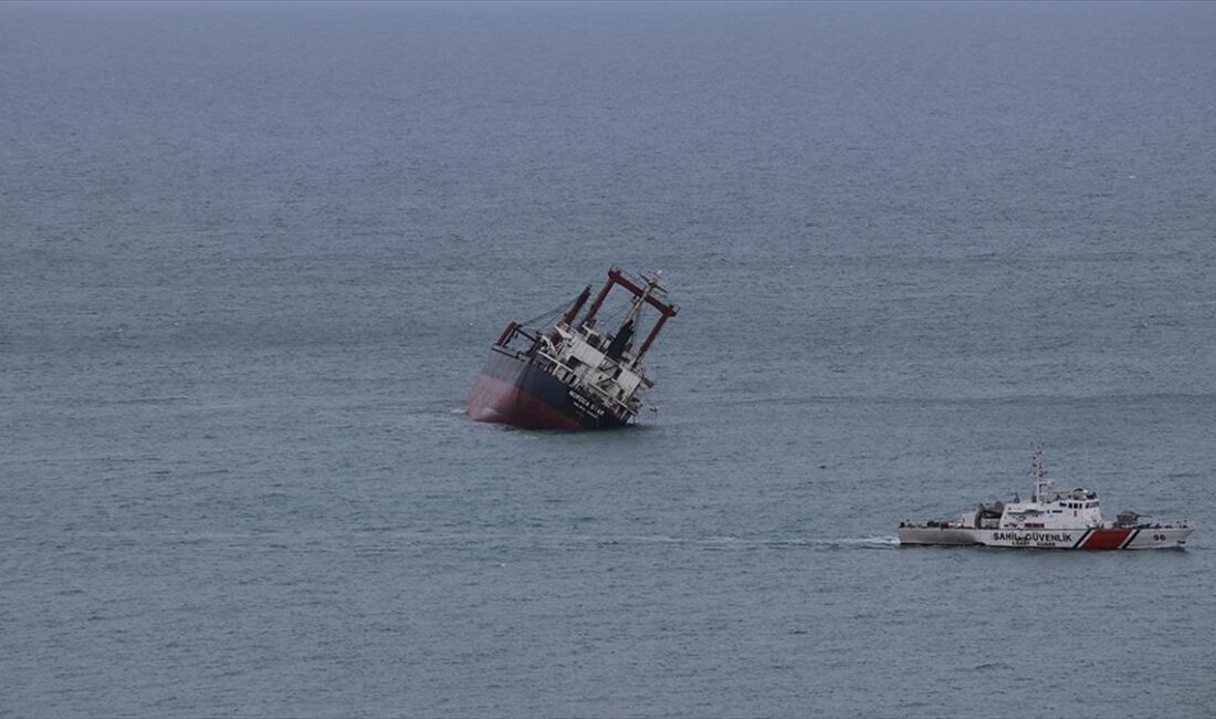 KASTAMONU (AA) – Cide ilçesine bağlı İlyasbey köyü açıklarına kadar