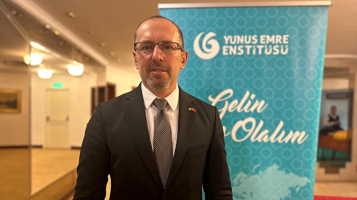 BÜKREŞ (AA) – Altan, Romanya’nın başkenti Bükreş’te, Yunus Emre Enstitüsü