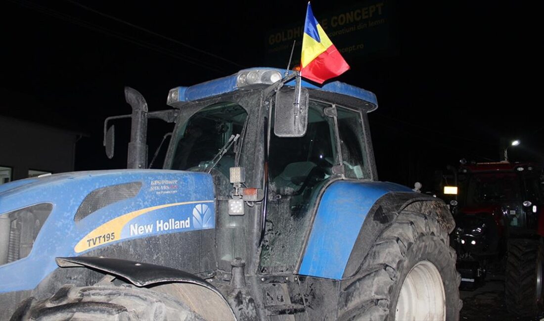 Romanya’da çiftçiler ve kamyon sürücülerinin protestoları yeni katılımlarla günlerdir sürerken