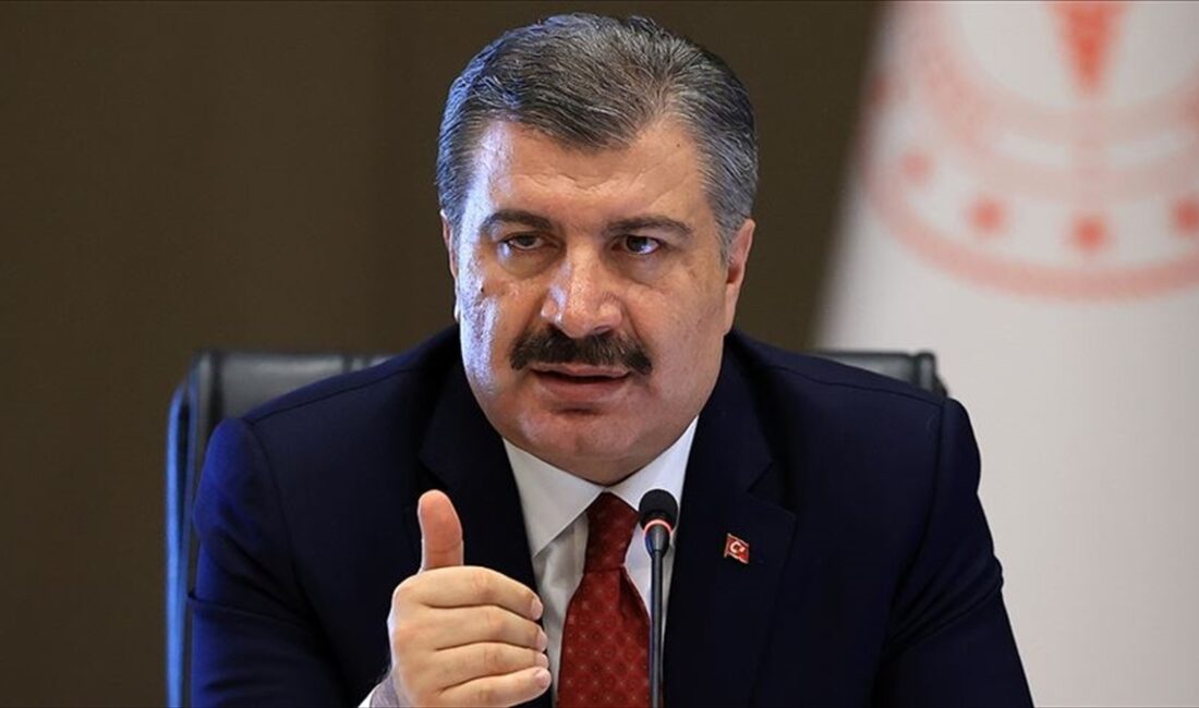 Sağlık Bakanı Fahrettin Koca, "Bağışıklık sistemi baskılanmış hastalarda, yaş gibi