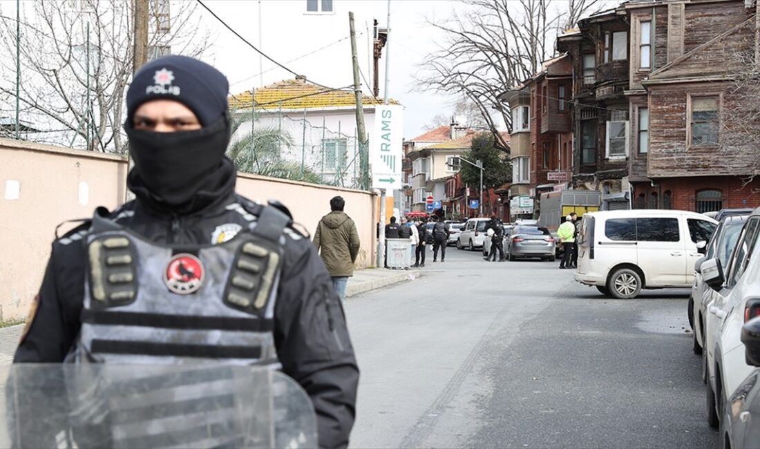 Sarıyer'de, bir kişinin hayatını kaybettiği Santa Maria Kilisesi'nde düzenlenen silahlı