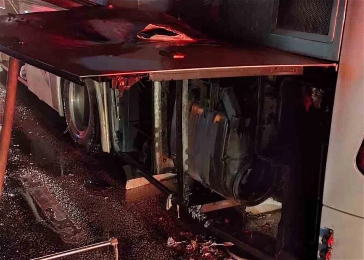 ANTALYA (AA) – Antalya'nın Serik ilçesinde seyir halindeyken yangın çıkan