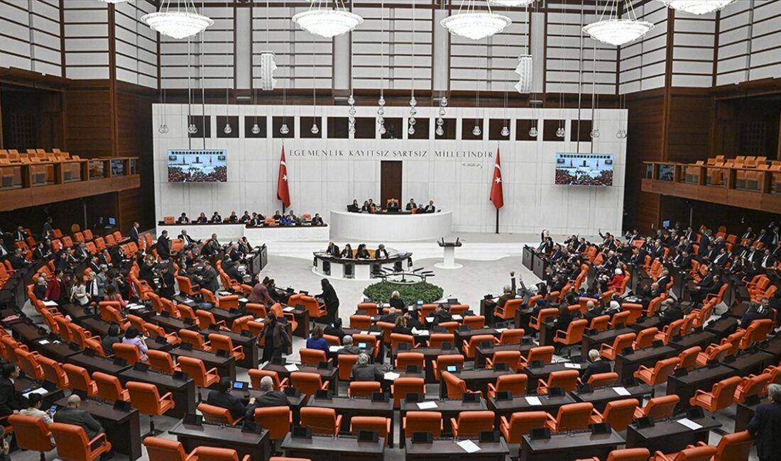 SSK ve Bağkur emekli aylıklarına yüzde 49,25 artış yapılmasını da