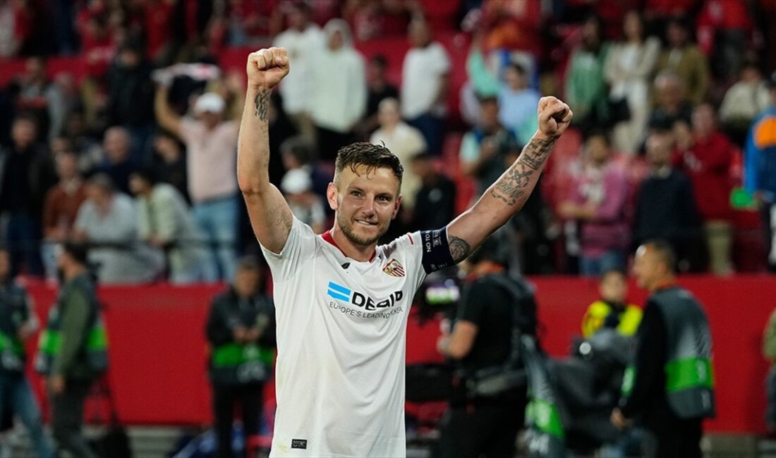 İSTANBUL (AA) – Sevilla Kulübü, 35 yaşındaki orta saha oyuncusu