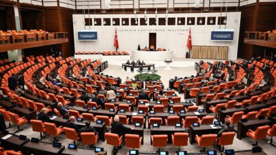 TBMM Genel Kurulu, Hakimler ve Savcılar Kuruluna (HSK) bir üye