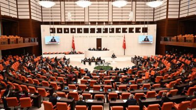 Genel Kurulda kabul edilen terör saldırılarına yönelik Meclis Başkanlığı tezkeresinde,