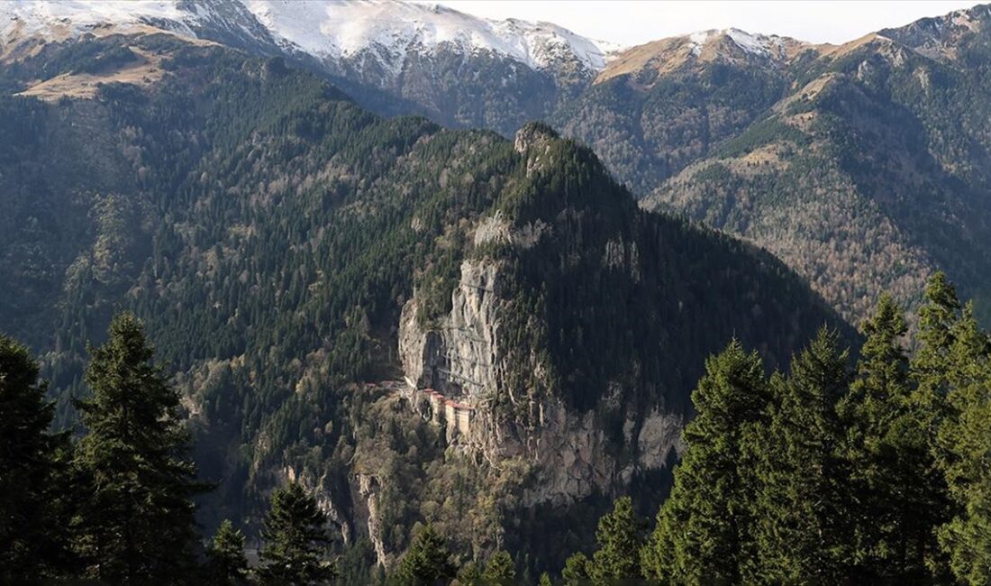 Trabzon'da 2023'te konaklayan yerli ve yabancı turist sayısı, önceki yıla
