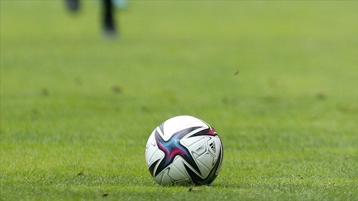 Trendyol Süper Lig'in 19. haftası, yarın oynanacak üç karşılaşmayla başlayacak.