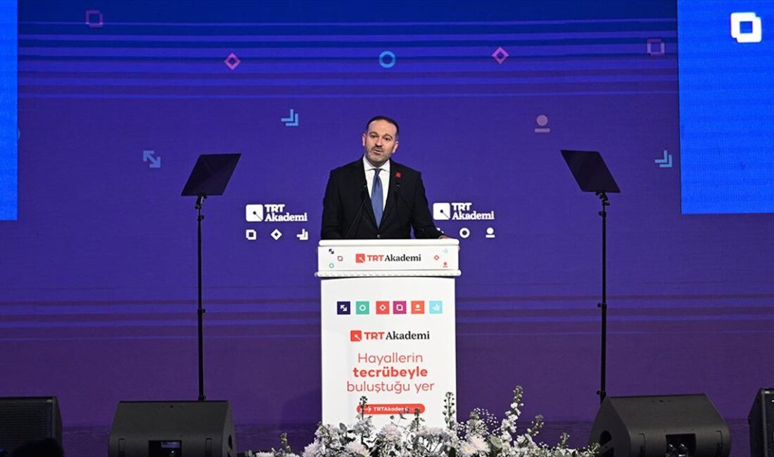 Ulusal ve uluslararası alanda medya ve iletişim profesyonellerinin yetiştirilmesine katkı