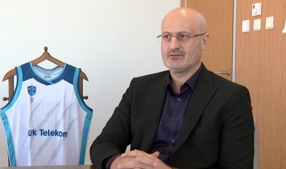 Kulüp başkanı Savtekin Şentürk, "Mücadeleyi bırakmayacağız, play-off'lara kalmak için her