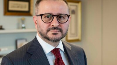 İSTANBUL (AA) – Turkcell, "Türkiye Tek Yürek" kampanyasında depremzedeler için