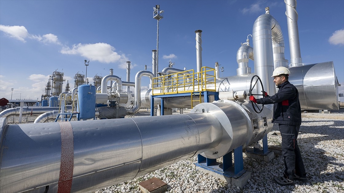 Türkiye'nin doğal gaz sistemine giren toplam miktar, 2023'te önceki yıla