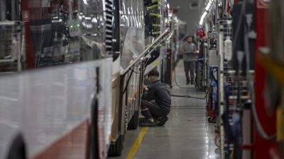 Türkiye'den geçen sene 82 ülkeye 2,3 milyar doların üzerinde otobüs,