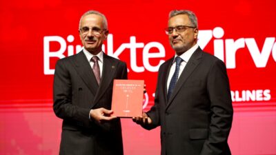 ANTALYA (AA) – Ulaştırma ve Altyapı Bakanı Abdulkadir Uraloğlu, "2002'de