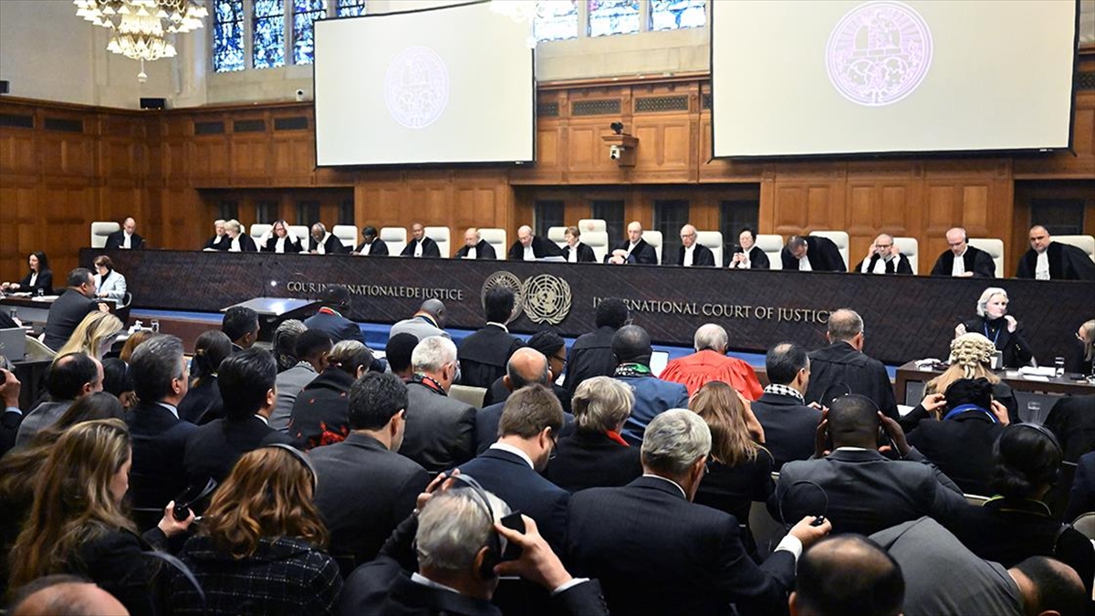 Uluslararası Adalet Divanı (UAD), Güney Afrika'nın soykırımla suçladığı İsrail'e yönelik