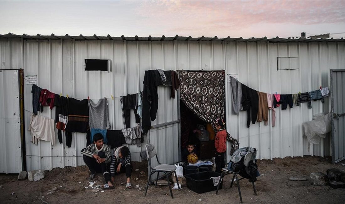Birleşmiş Milletler Çocuklara Yardım Fonu (UNICEF) Özel Temsilcisi Lucia Elmi,