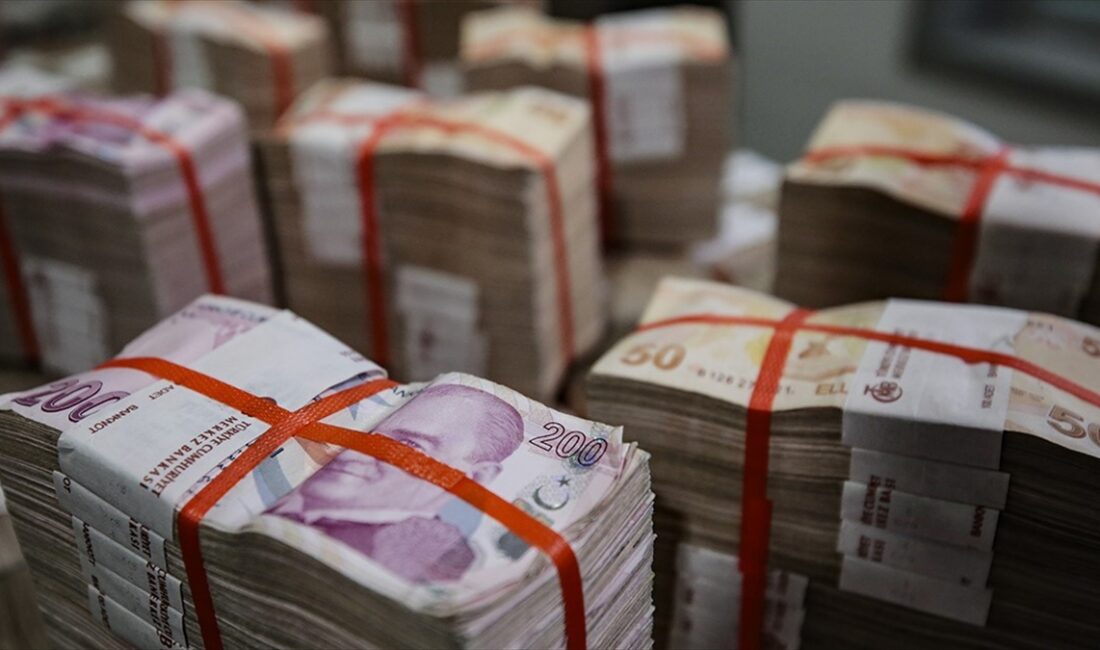 Uzmanlar, Türkiye Cumhuriyet Merkez Bankasının (TCMB) faiz artırım sürecinin tamamlandığını
