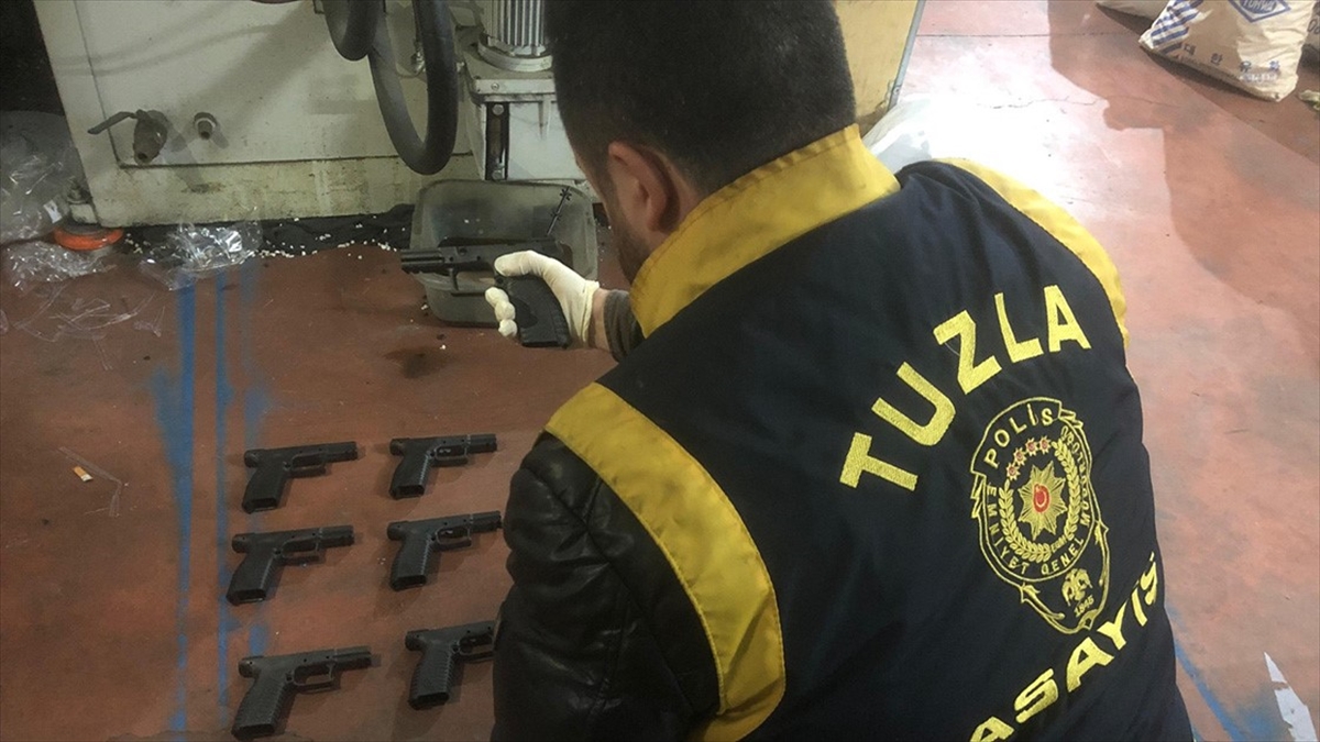 İSTANBUL (AA) – Alınan bilgiye göre, Tuzla İlçe Emniyet Müdürlüğü
