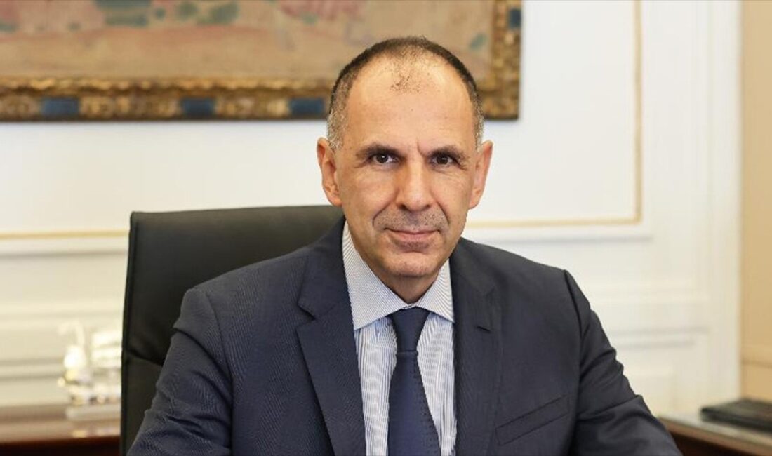 Yunanistan Dışişleri Bakanı Yorgos Yerapetritis, İsrail'in Filistin'e saldırılarını sona erdirecek