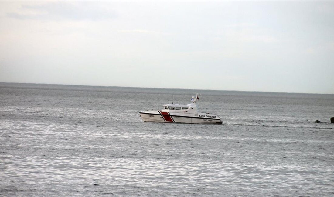 Zonguldak açıklarında batan kuru yük gemisinin mürettebatından kayıp 7 kişinin
