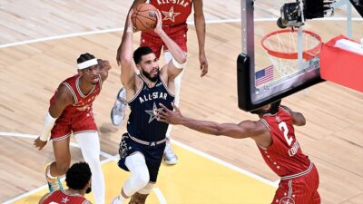 İSTANBUL (AA) – Amerikan Basketbol Ligi’nin (NBA) 73. all-star ma&ccedil;ında