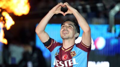 Trabzonspor'dan İngiltere'nin Hull City takımına transfer olan 24 yaşındaki Abdülkadir