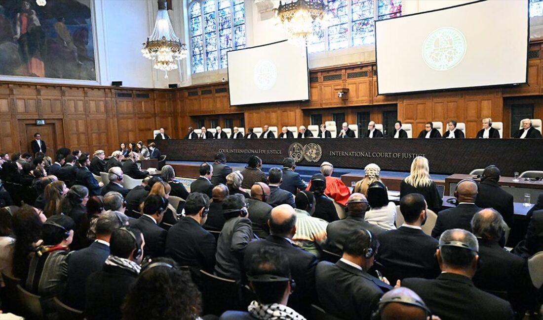 Uluslararası Adalet Divanında (UAD), İsrail'in, işgal ettiği Filistin topraklarındaki uygulamalarının