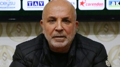 ANTALYA (AA) – Trendyol Süper Lig ekiplerinden Corendon Alanyaspor'un başkanı