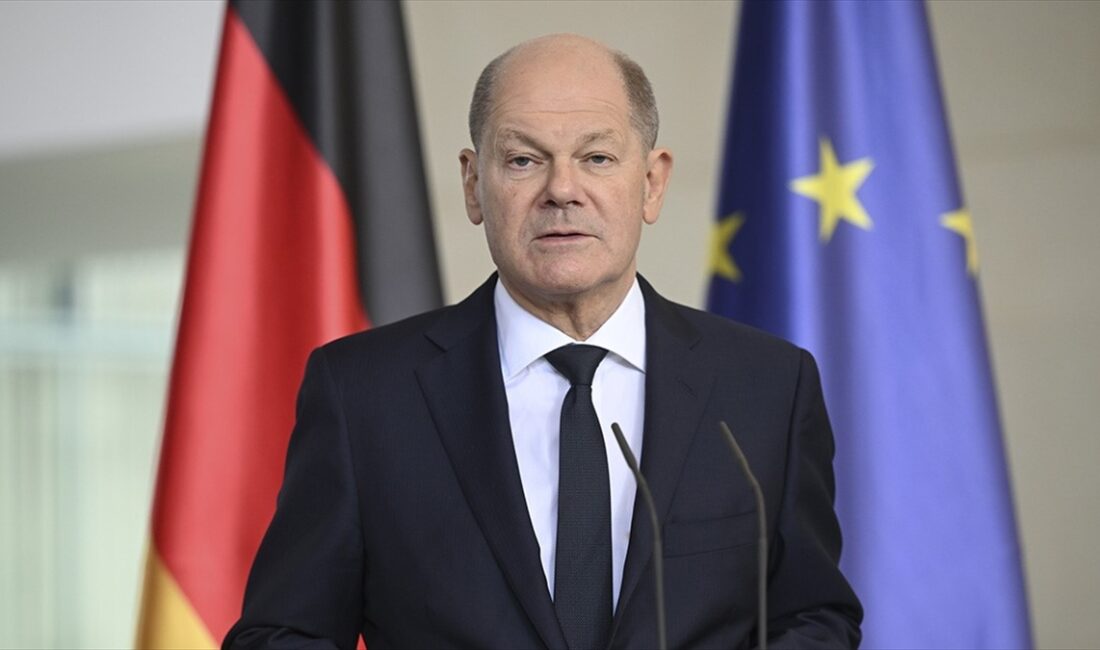 Almanya Başbakanı Scholz, Fransa Cumhurbaşkanı Macron'un savaşı Rusya'nın kazanmaması için
