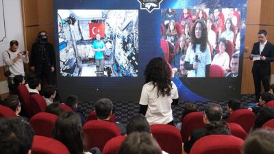 Türkiye'nin ilk astronotu Gezeravcı, bir astronotun birçok farklı özelliği bünyesinde