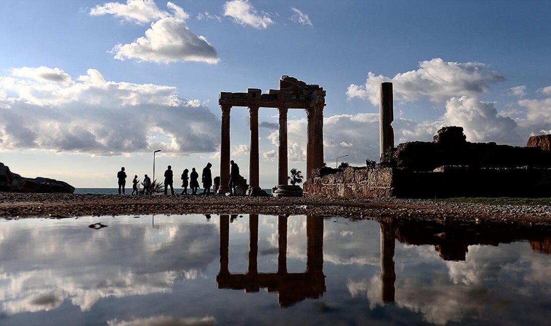 Turist sayısı ve turizm gelirinde geçen yıl tüm zamanların rekor