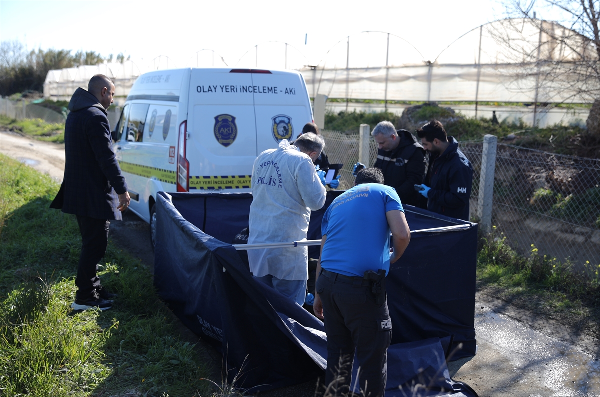 Antalya'da sulama kanalında ceset bulundu