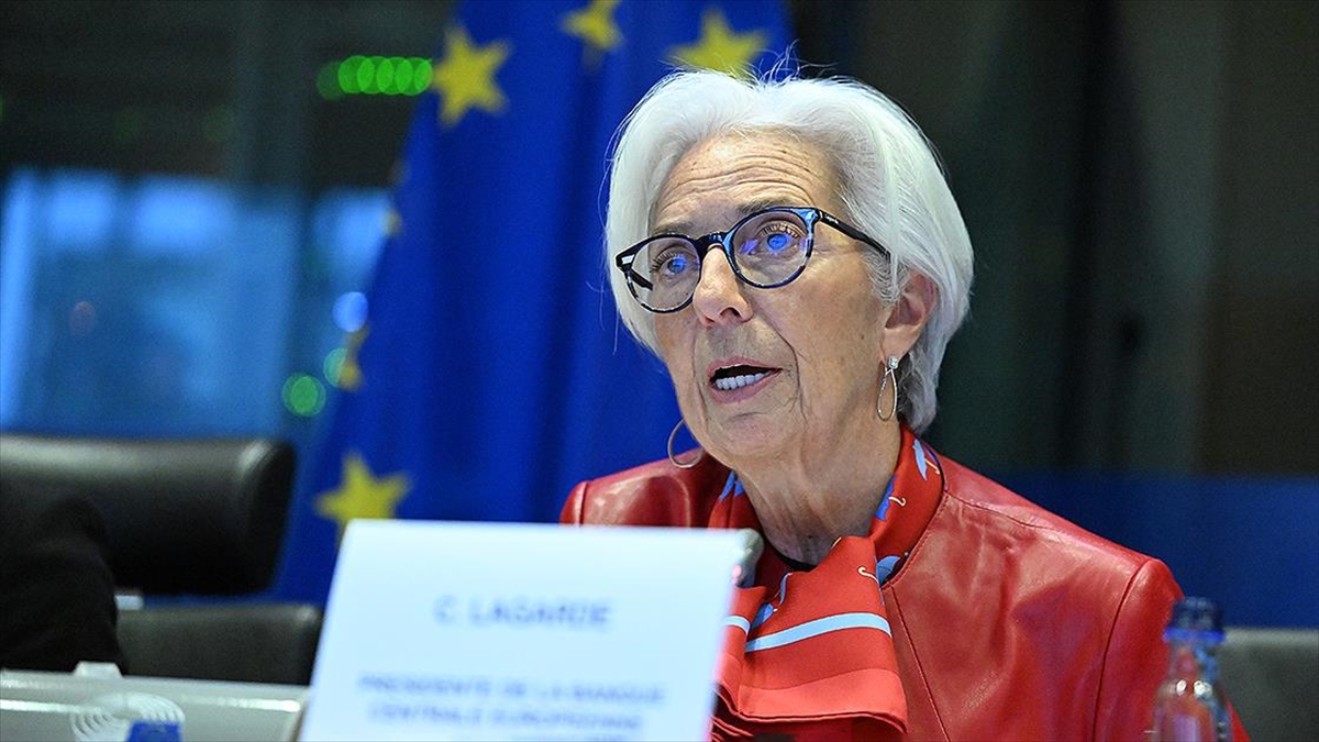 Avrupa Merkez Bankası Başkanı Christine Lagarde, "Mevcut faiz oranları seviyesi