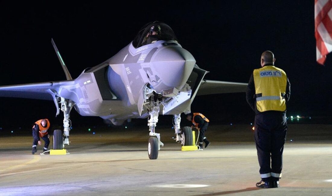 Avustralya'nın Melbourne kentinde, İsrail'in F-35 tipi savaş uçakları için parça