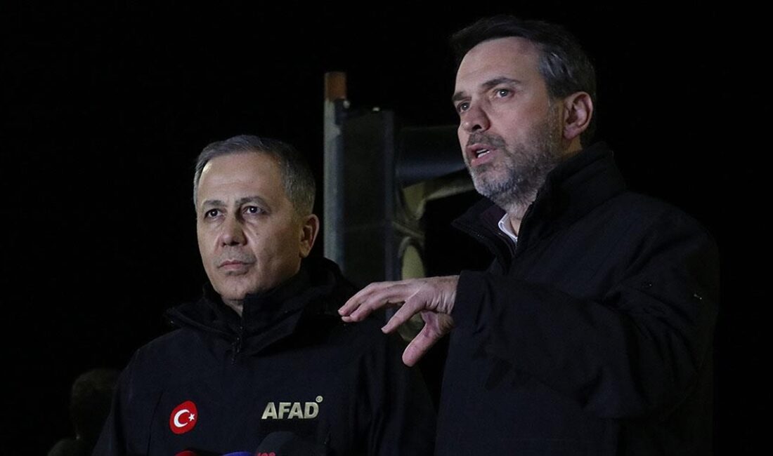 Enerji ve Tabii Kaynaklar Bakanı Alparslan Bayraktar, Erzincan'daki maden kazasının