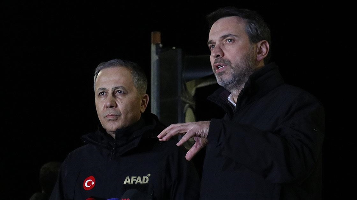 Enerji ve Tabii Kaynaklar Bakanı Alparslan Bayraktar, Erzincan'daki maden kazasının